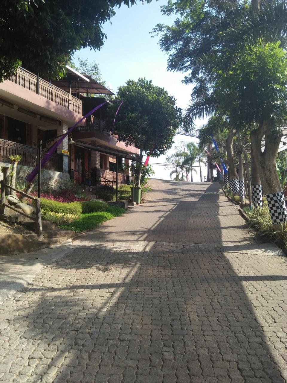 Green Valley Resort Bandungan Dış mekan fotoğraf