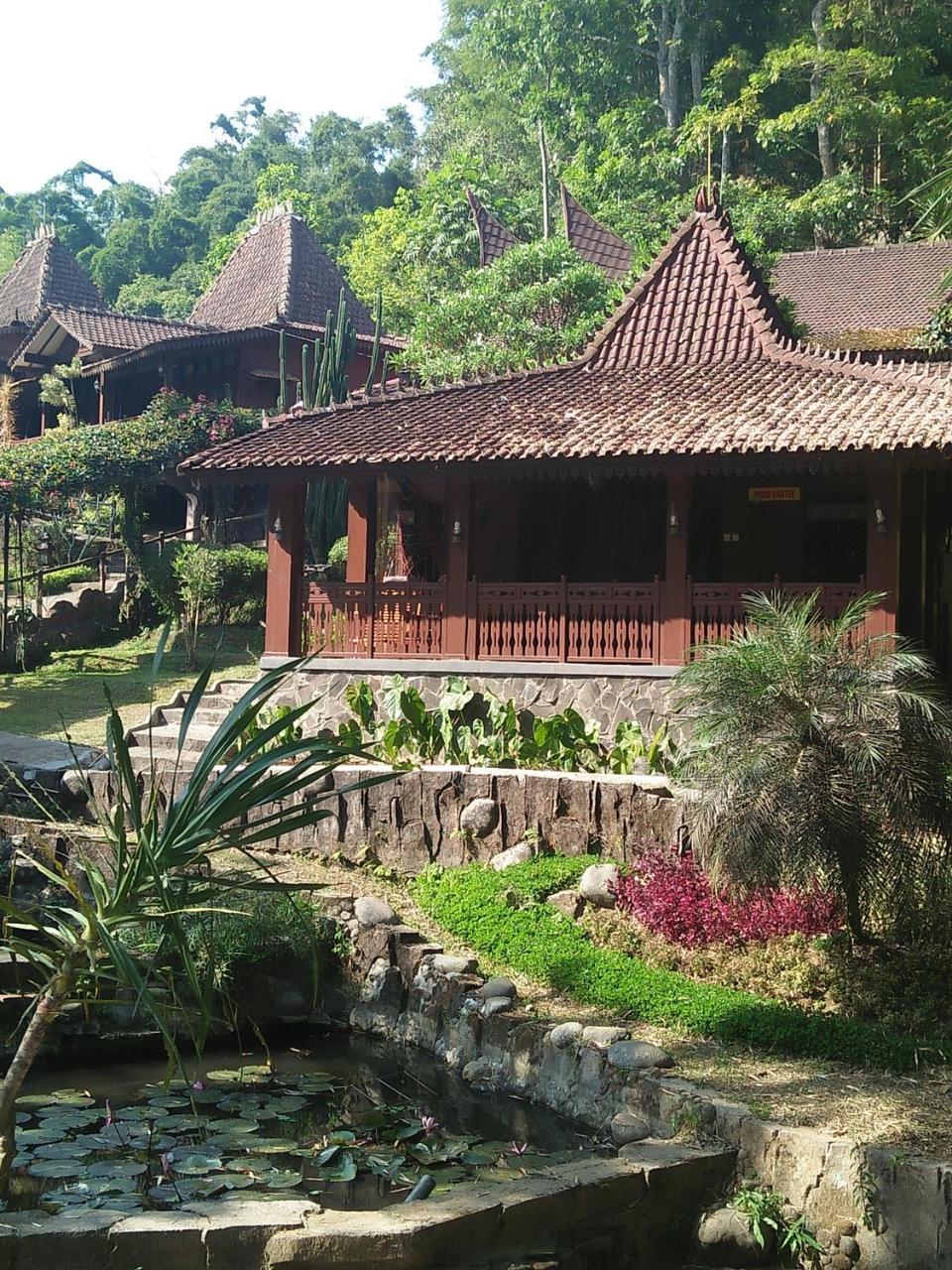 Green Valley Resort Bandungan Dış mekan fotoğraf